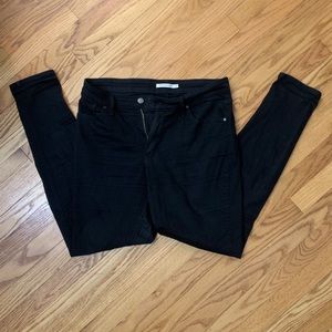 Levi’s high-rise black skinny jeans